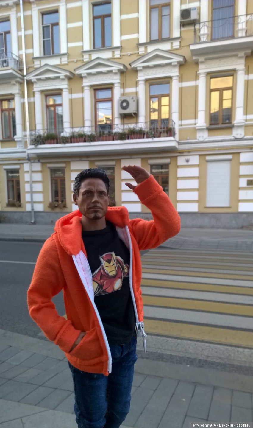 Железный человек: приключеня без брони. Осенние прогулки мистера Старка (фото 5)