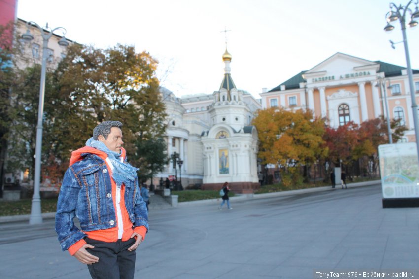 Железный человек: приключеня без брони. Осенние прогулки мистера Старка