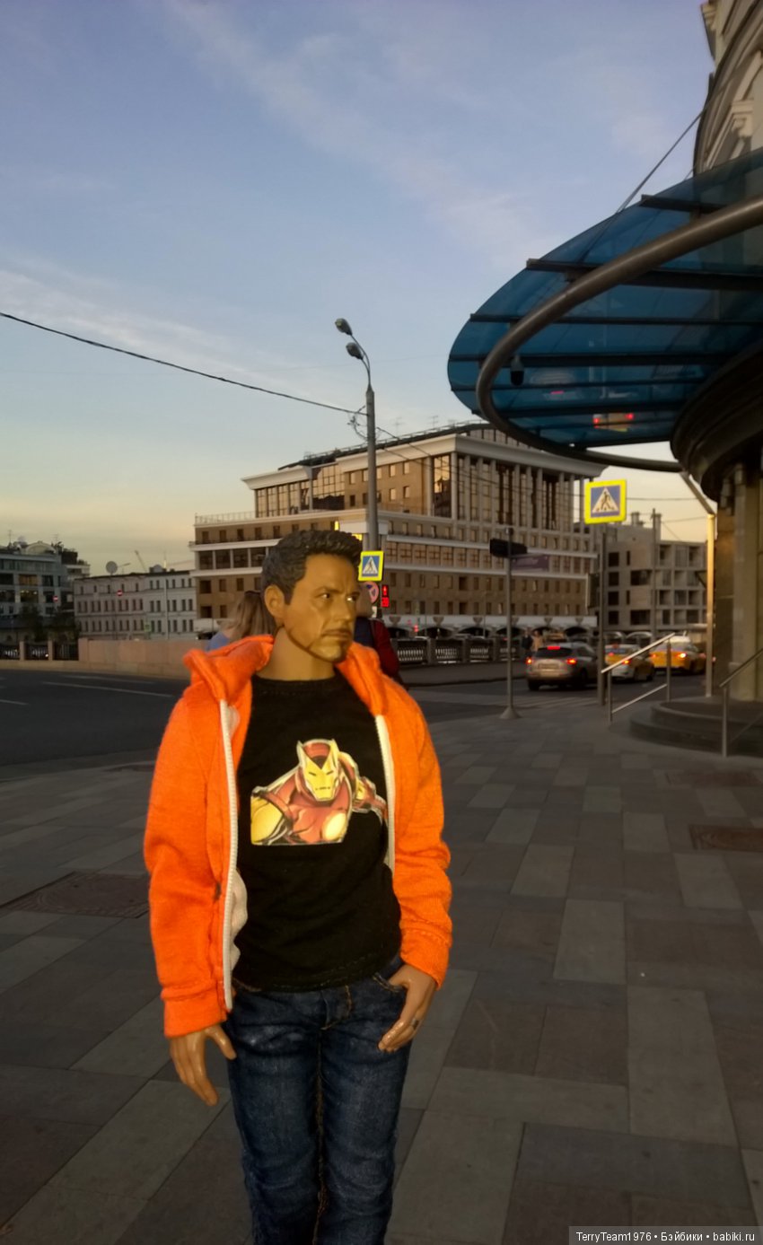 Железный человек: приключеня без брони. Осенние прогулки мистера Старка