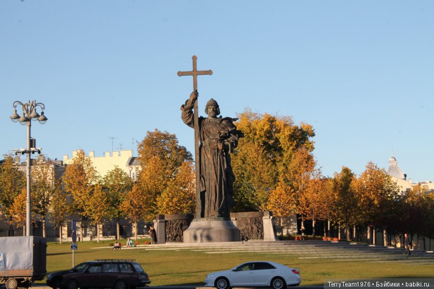 Железный человек: приключеня без брони. Осенние прогулки мистера Старка