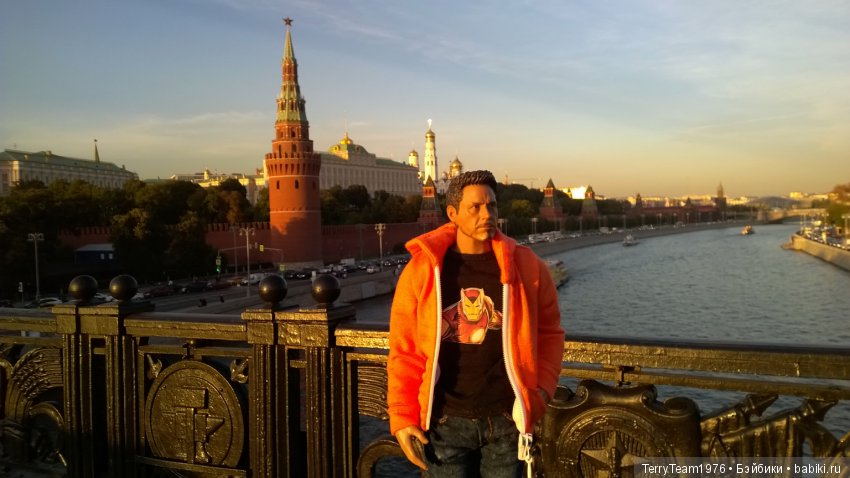 Железный человек: приключеня без брони. Осенние прогулки мистера Старка