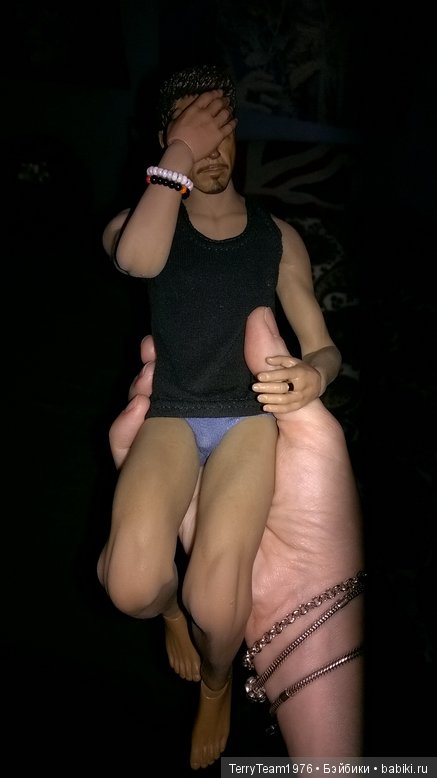 Железный человек: приключения без брони. Большая прогулка одного пуховика | Бэйбики Железный человек: приключения без брони. Большая прогулка одного пуховика