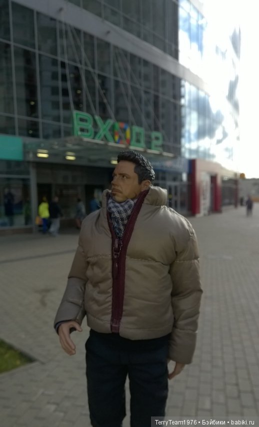 Железный человек: приключения без брони. Большая прогулка одного пуховика | Бэйбики Железный человек: приключения без брони. Большая прогулка одного пуховика