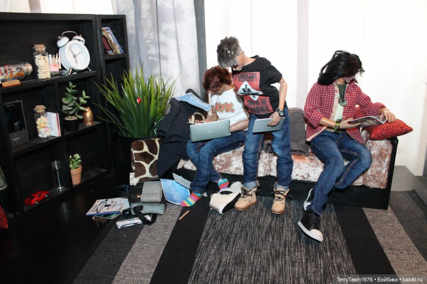 История без слов | Бэйбики История без слов — Кукольные фотоистории и сериалы: комиксы