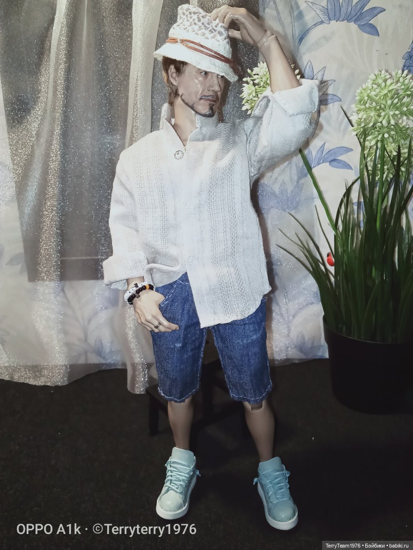 #ательенаколенке : позёрство