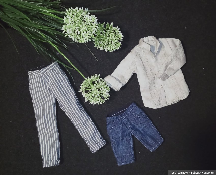 #ательенаколенке : позёрство