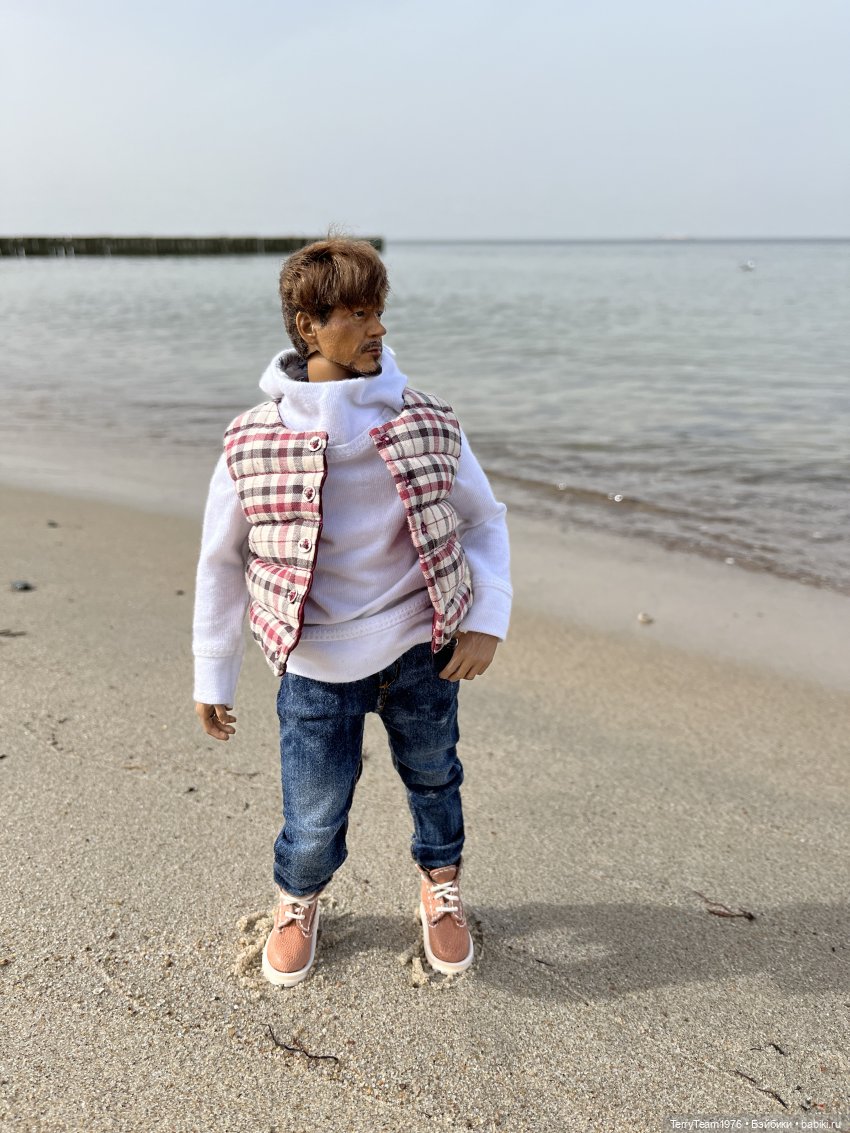 Март. Балтика. Тони — Коллекционные экшн