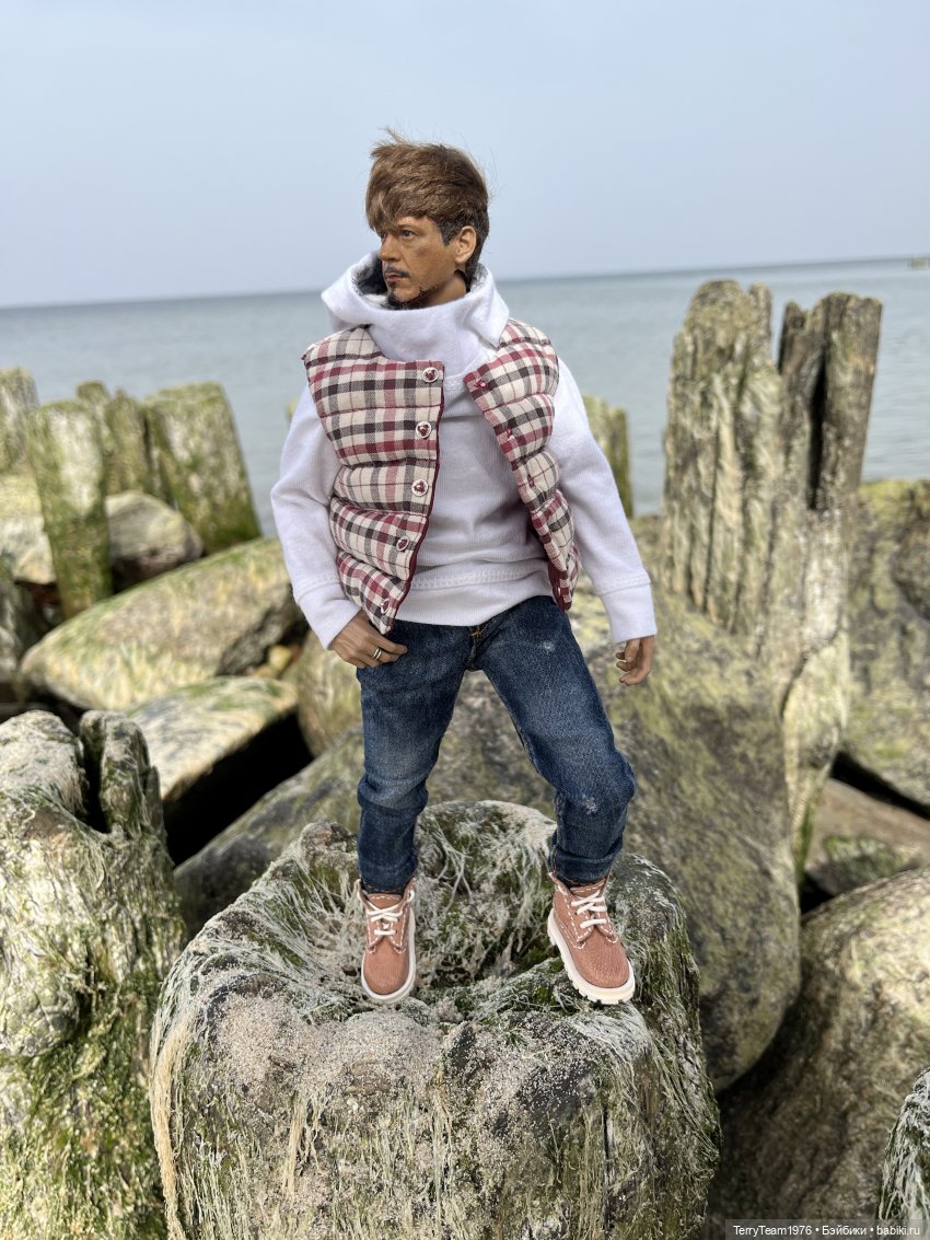 Март. Балтика. Тони — Коллекционные экшн