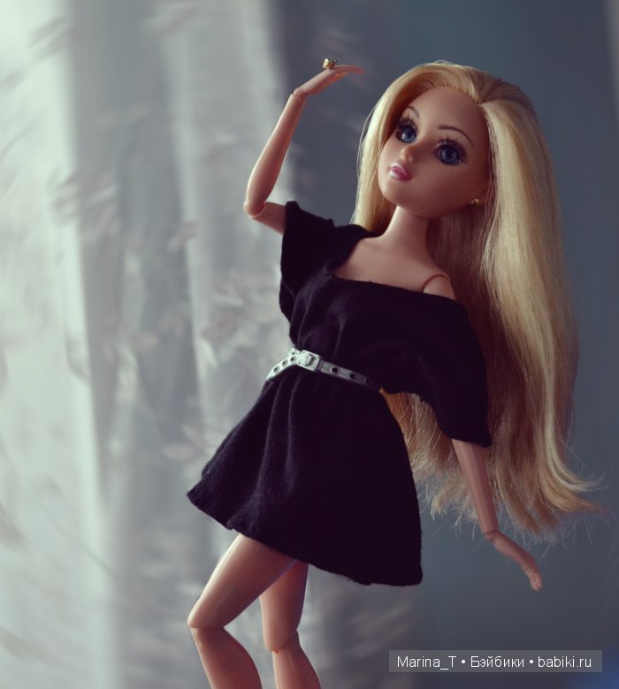 Синеглазая дама. Moxie Teenz | Бэйбики Синеглазая дама. Moxie Teenz (фото 2)