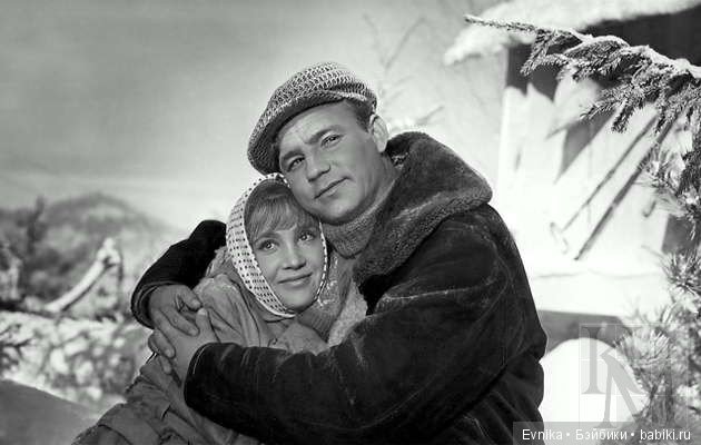 Рукодельницы фильмы не смотрят- они их слушают