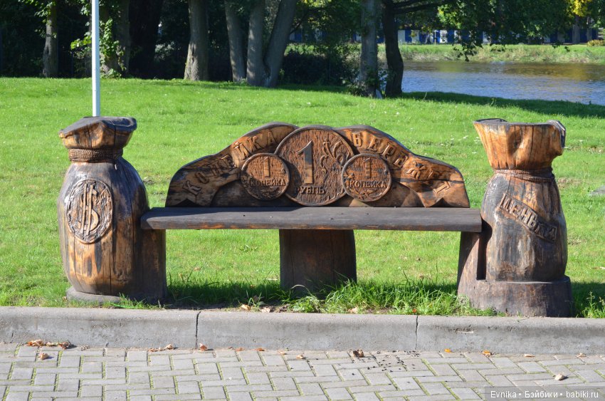 Осенняя прогулка Лины + немного городских зарисовок