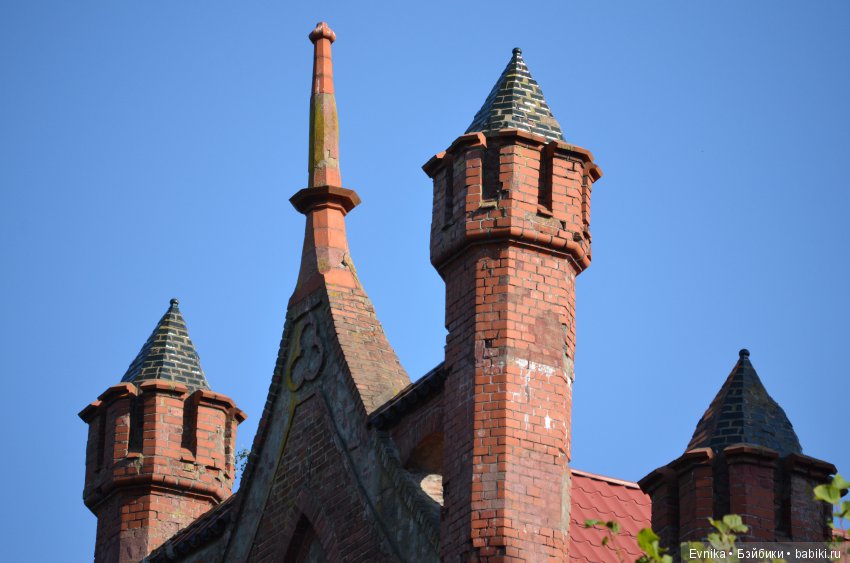 Осенняя прогулка Лины + немного городских зарисовок