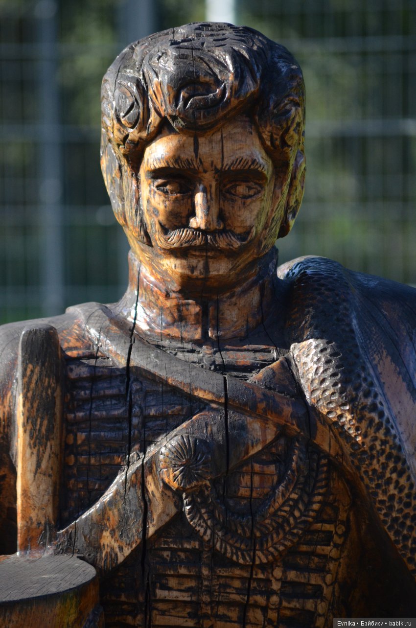 Осенняя прогулка Лины + немного городских зарисовок