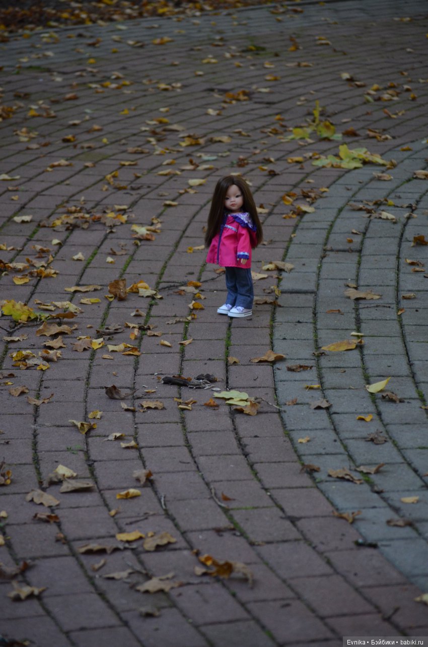 Осенняя прогулка Лины + немного городских зарисовок
