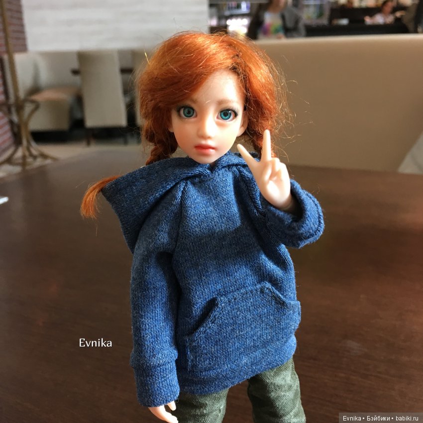 Дождь нам не помеха. Таша и Эльза в Калининграде