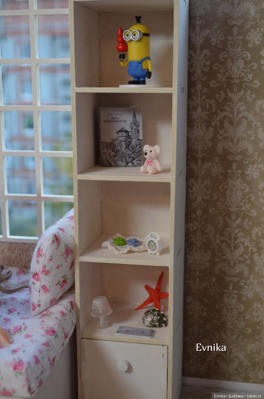 Стеллаж для Эльзы — Румбоксы и кукольные интерьеры: фото (фото 6)