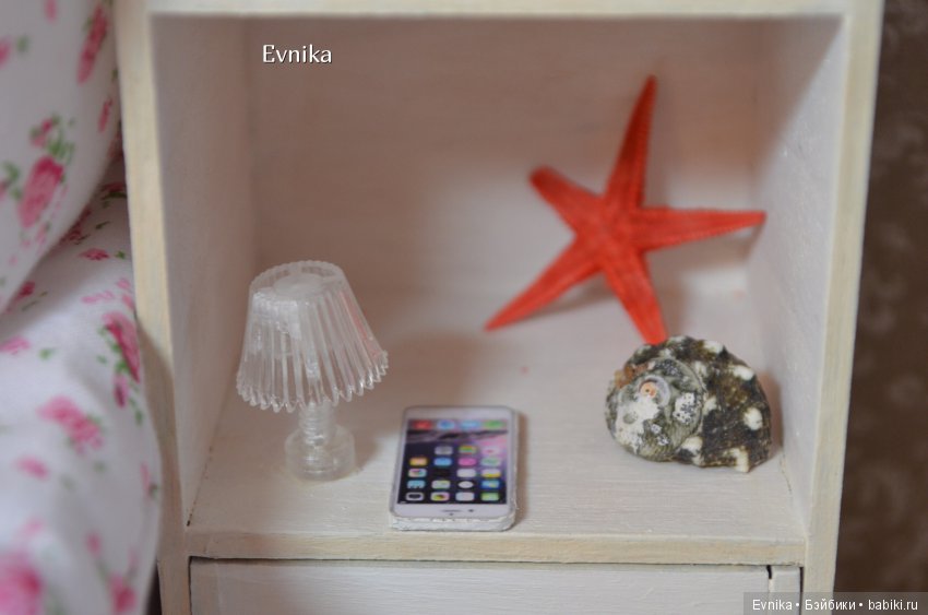 Стеллаж для Эльзы — Румбоксы и кукольные интерьеры: фото