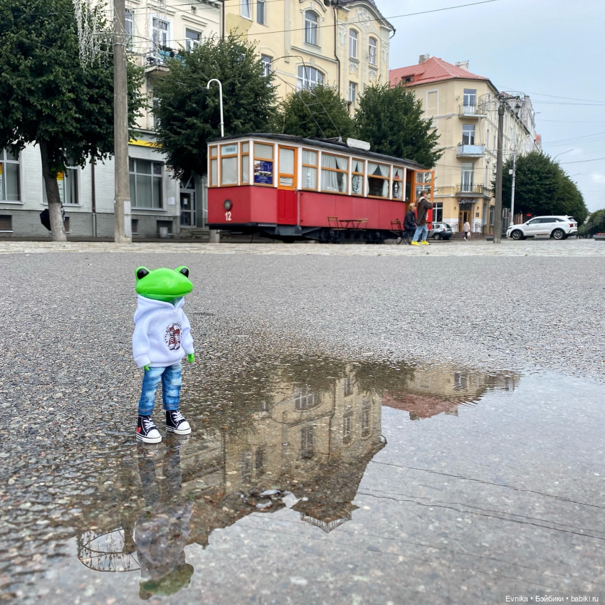 Ловись лягушка большая и маленькая