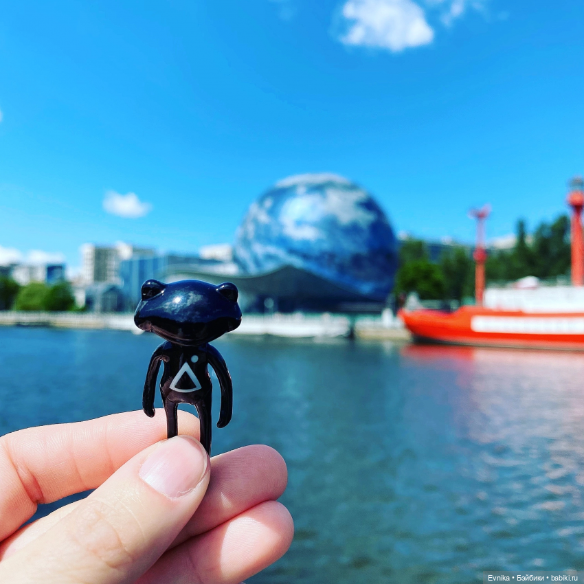 Ловись лягушка большая и маленькая