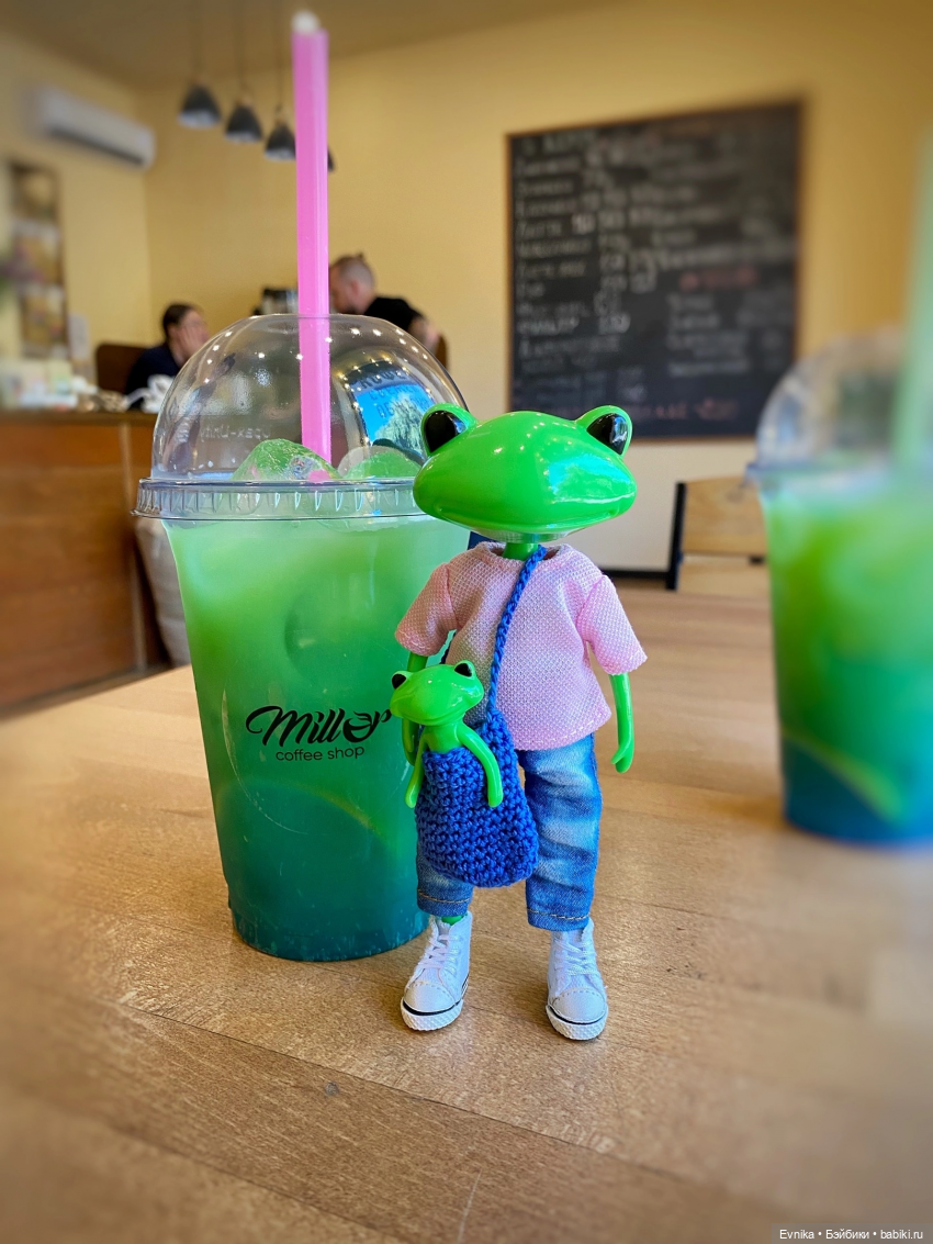 Ловись лягушка большая и маленькая