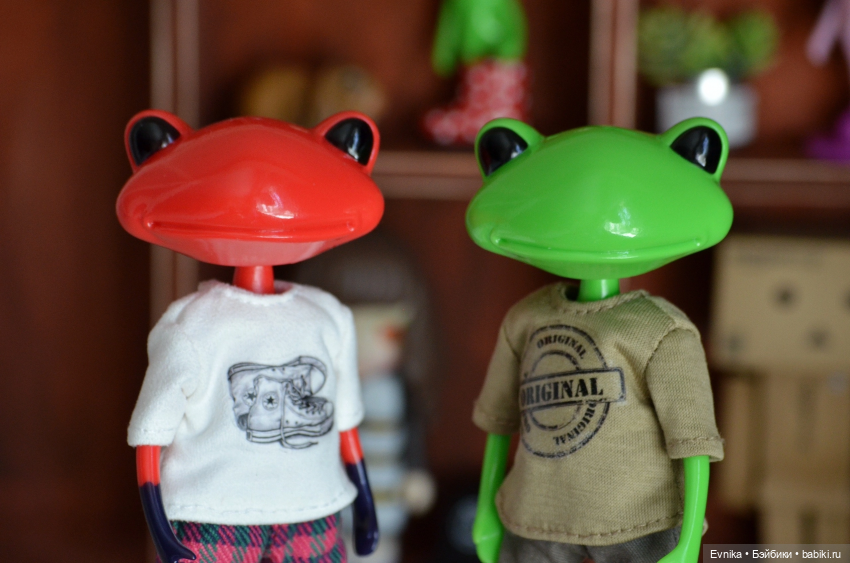 Ловись лягушка большая и маленькая