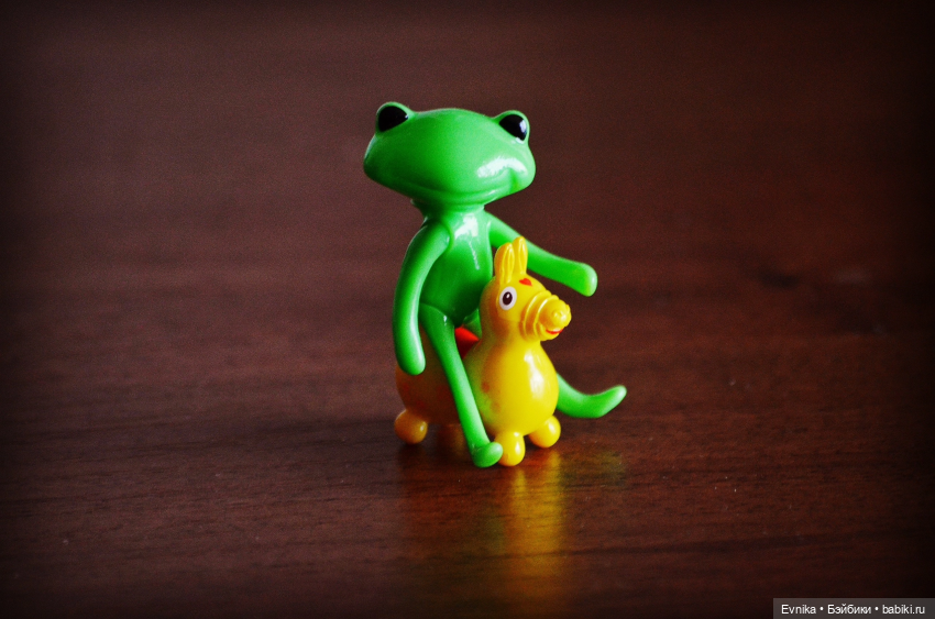 Ловись лягушка большая и маленькая