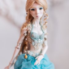 Фарфоровая шарнирная кукла Русалочка