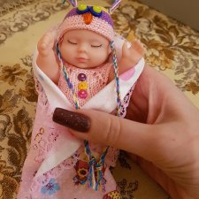 Одетые в рубище, или новые платья королев