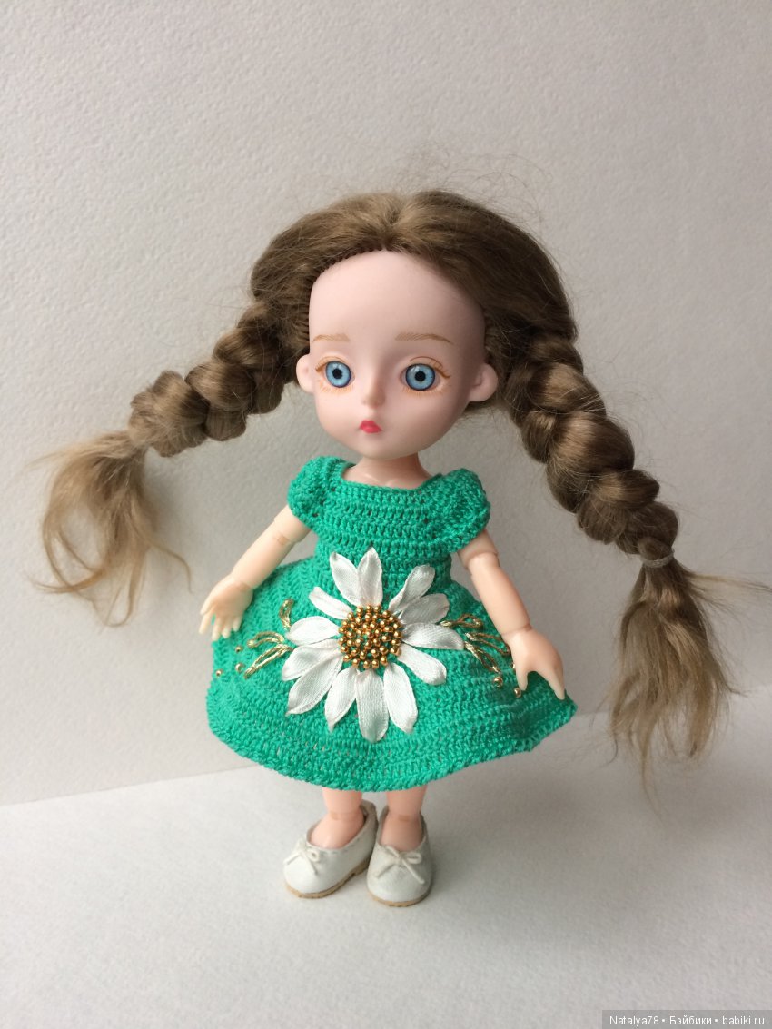 Как я училась вышивать лентами или новые платья для Лидочки Baboliy