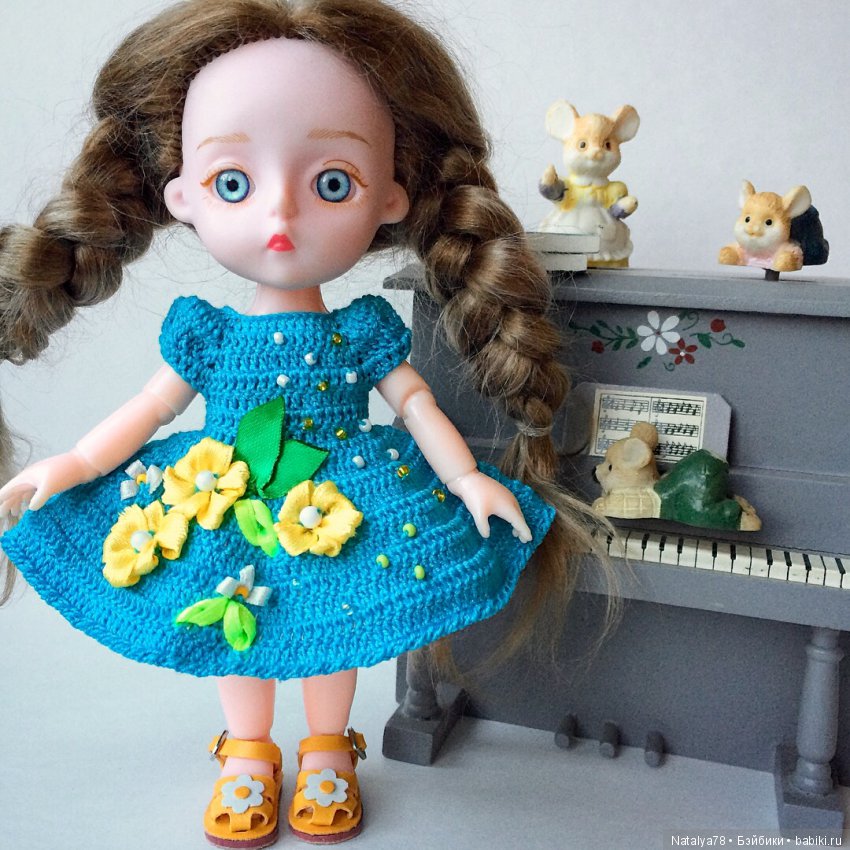 Как я училась вышивать лентами или новые платья для Лидочки Baboliy