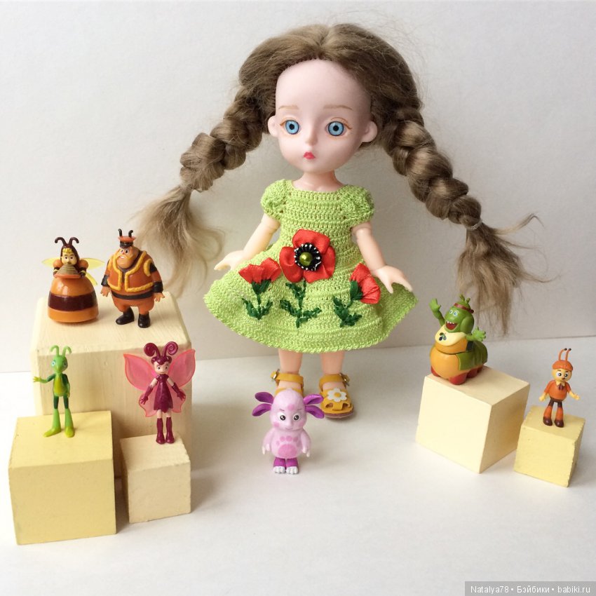 Как я училась вышивать лентами или новые платья для Лидочки Baboliy