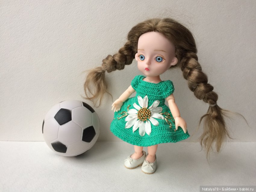 Как я училась вышивать лентами или новые платья для Лидочки Baboliy