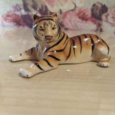 Тигр статуэтка фарфор