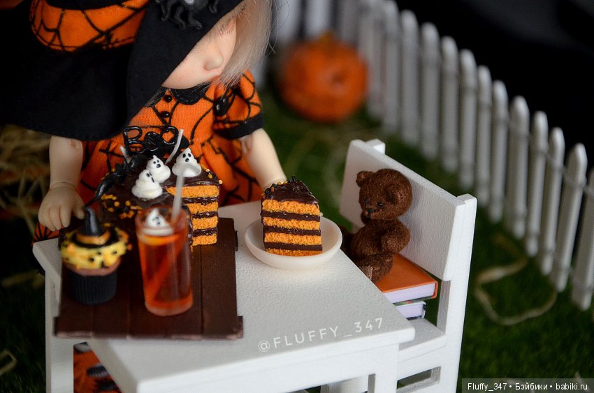 Алиска приготовила угощения на Хэллоуин (фото 6)