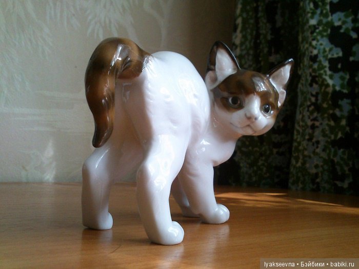 Коты в европейском фарфоре (фото 8)