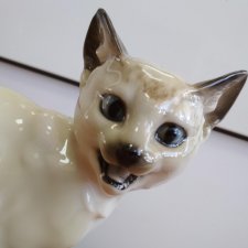 Коты в европейском фарфоре