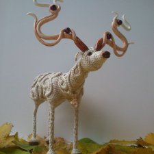 Со мной лесной олень