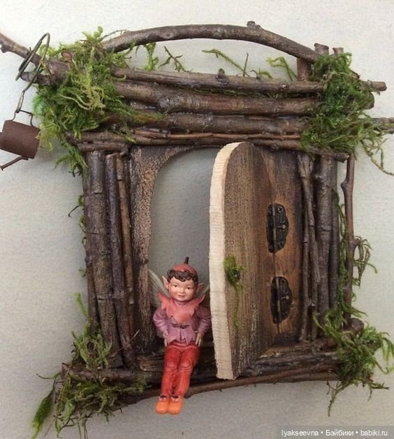 Декоративные окошки из природного материала (фото 6)