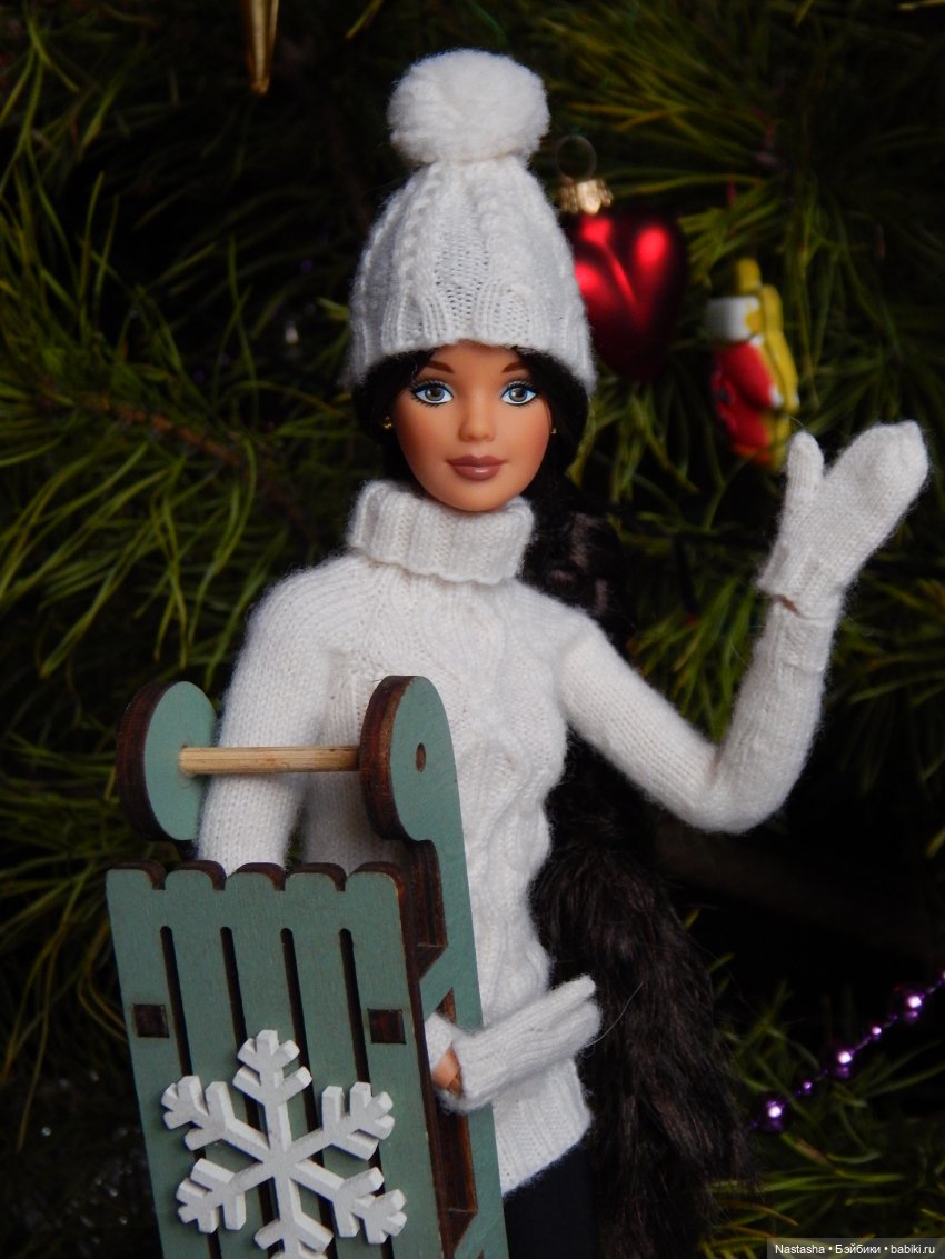 "Так нужен снежный всем наряд, Когда же снег пойдет?"