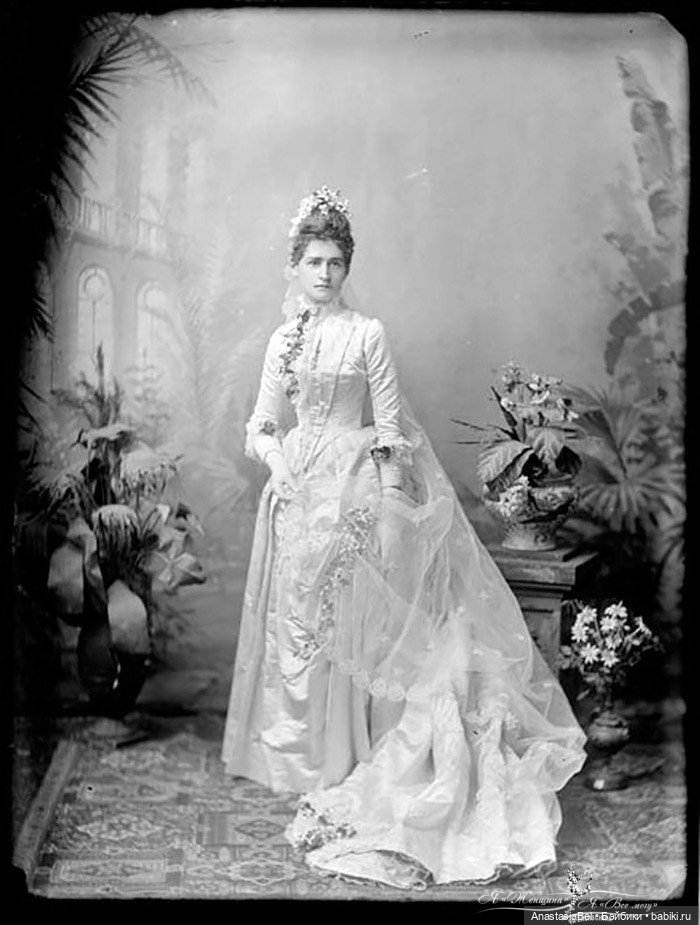 Эмма, невеста из прошлого (фото 2)