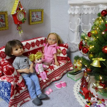 Продолжаем готовиться к Новому году