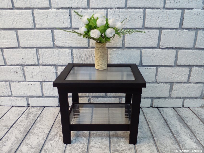 Журнальный столик для бутика (фото 10)