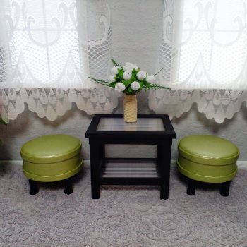 Пуфики для бутика