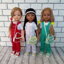 Сумочки, рюкзаки и портфели для кукол разного формата.