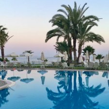 Умиротворяющий Кипр