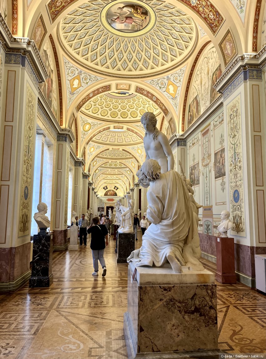 Прогулки по Питеру и Москве