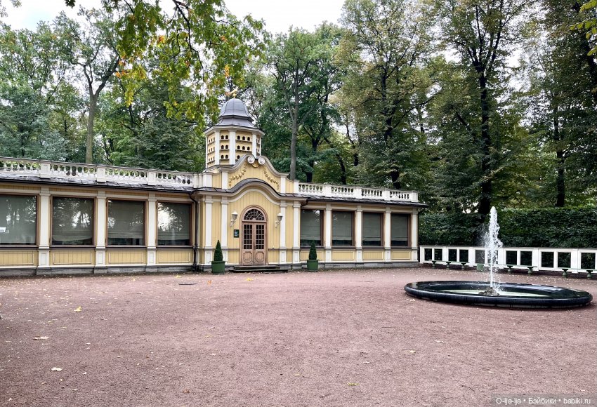 Прогулки по Питеру и Москве