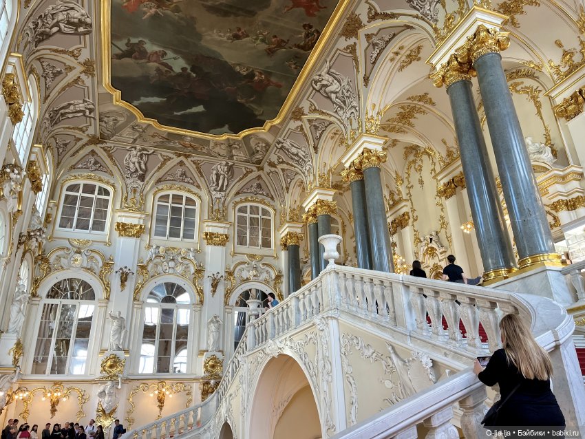 Прогулки по Питеру и Москве