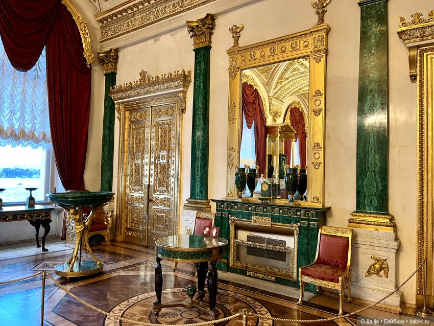 Прогулки по Питеру и Москве