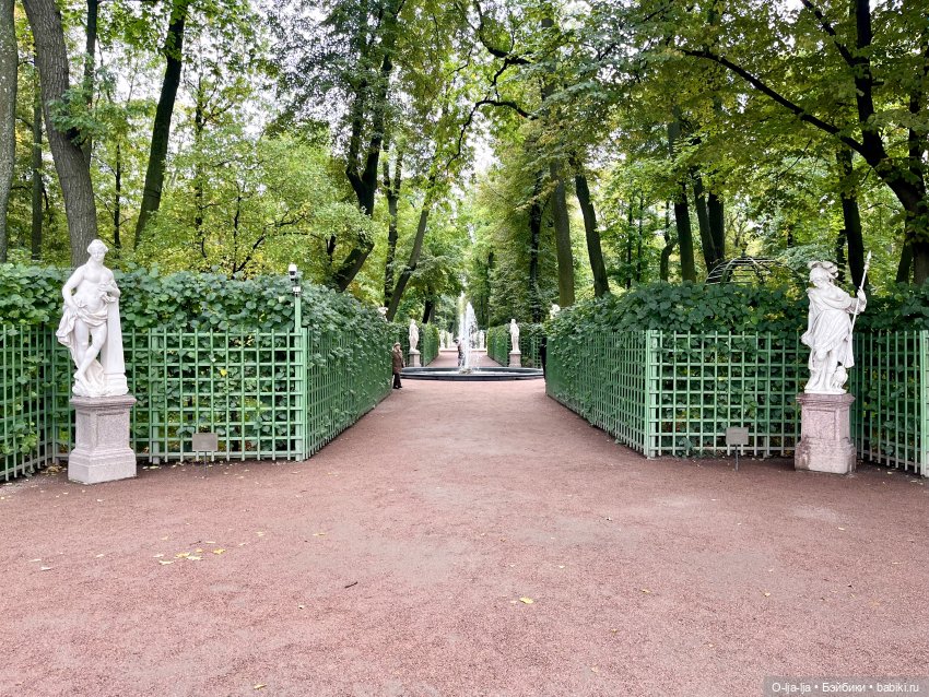 Прогулки по Питеру и Москве